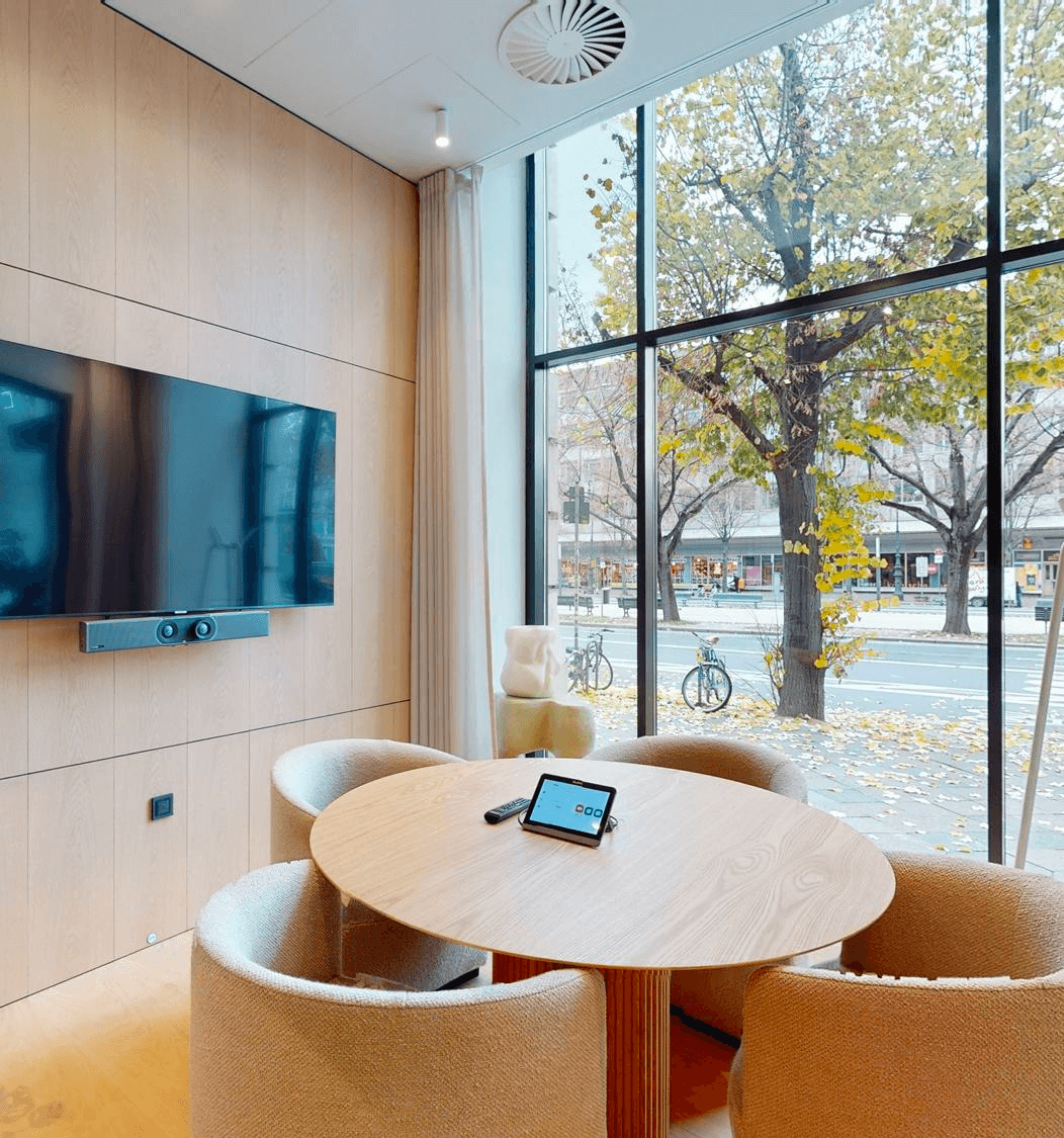 Professional 4-Person Meeting Room at Fora - Linden Palais with Natural Light