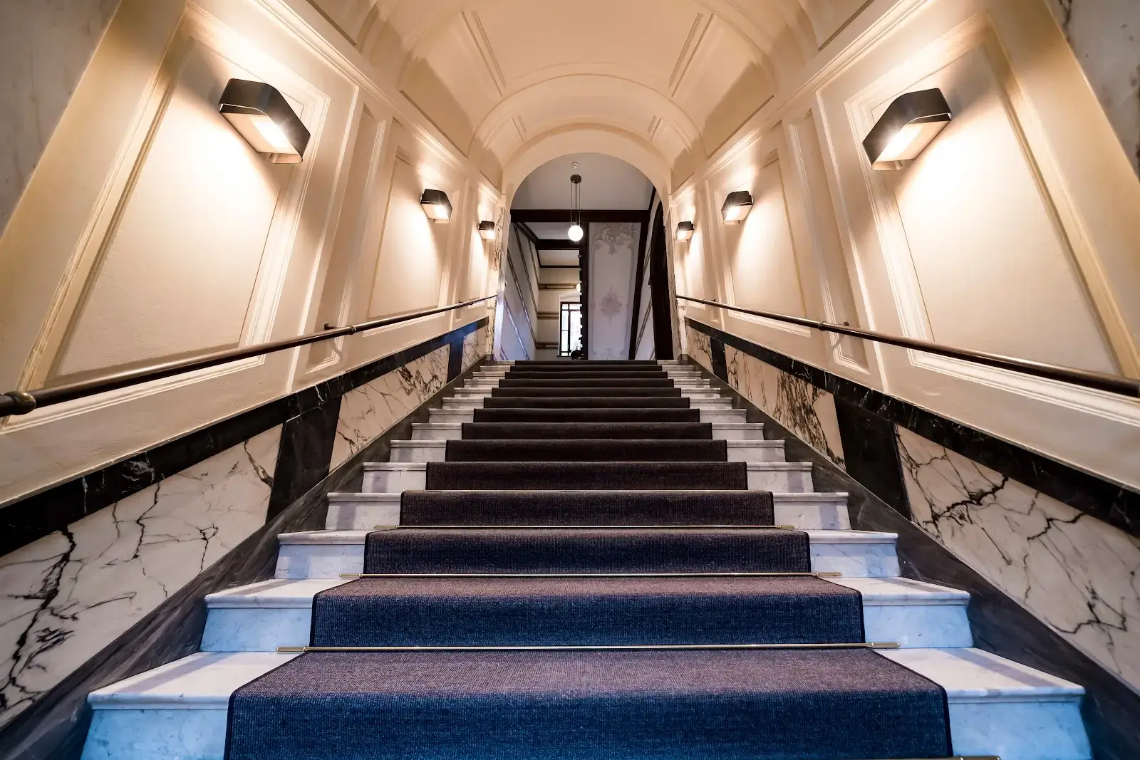 Satellite Office KUD15 Gloria Berlin interior photo 10