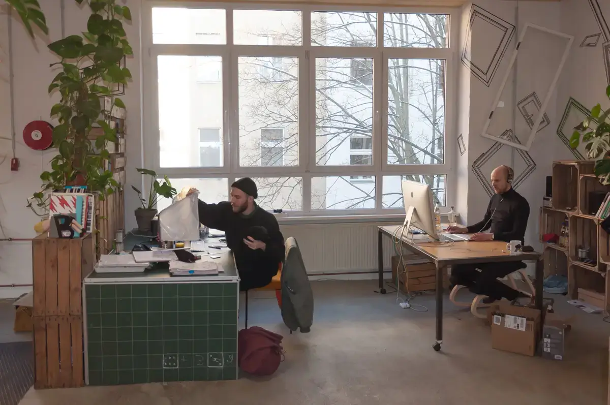 tuesday coworking - Pflügerstrasse interior photo 3